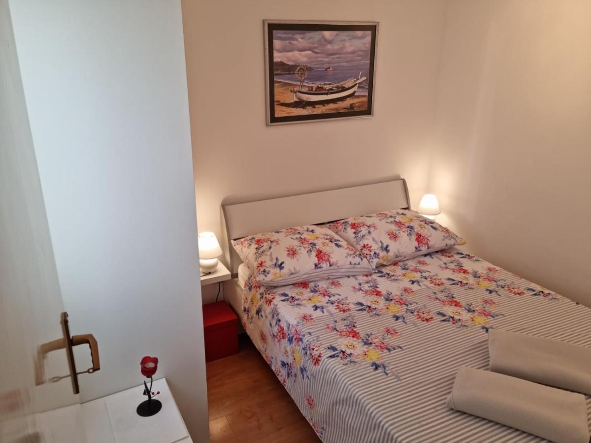 Apartma Stella *